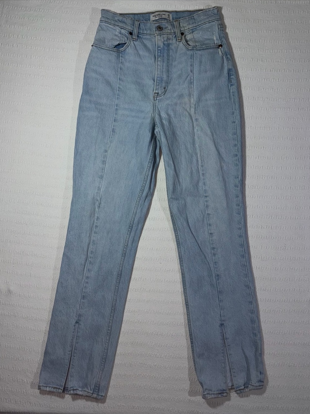 Abercrombie Fitch 90s Straight Ultra High Rise Jeans Womens Size 28/6 Light Wash